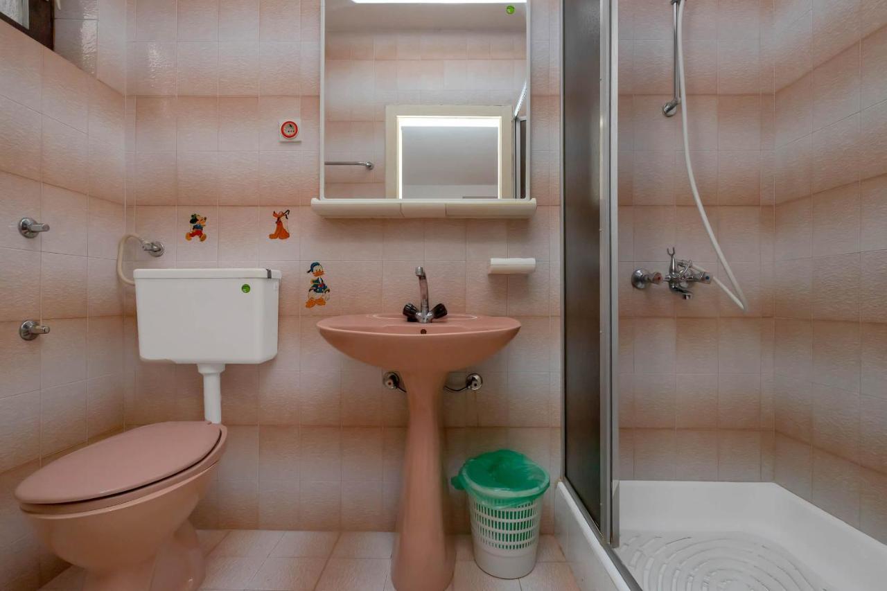 Vele Apartament *
